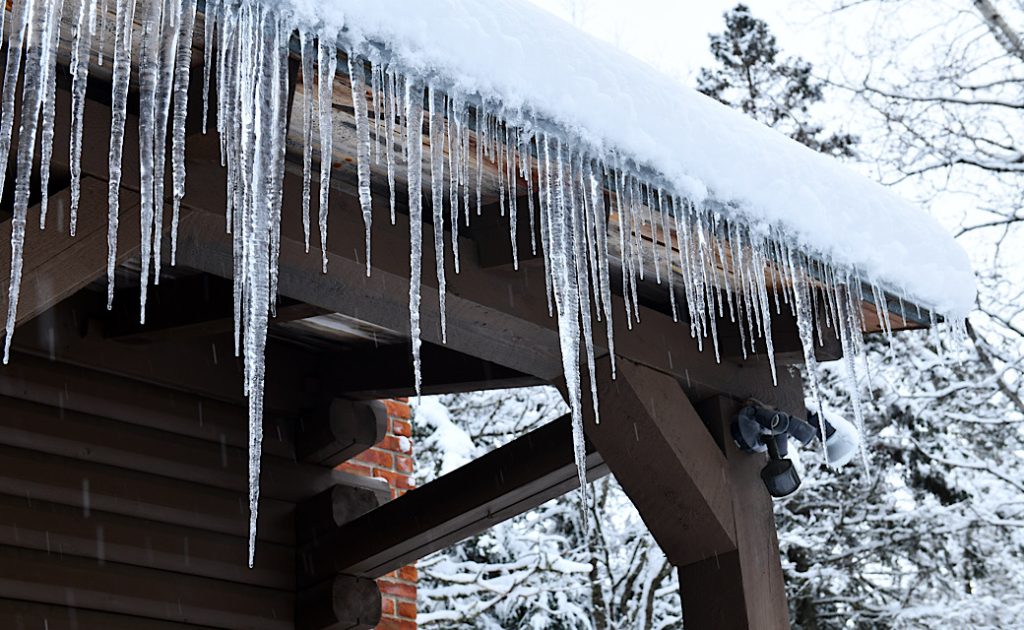 ice dam roof, roof ice melt systems, prevent ice dams