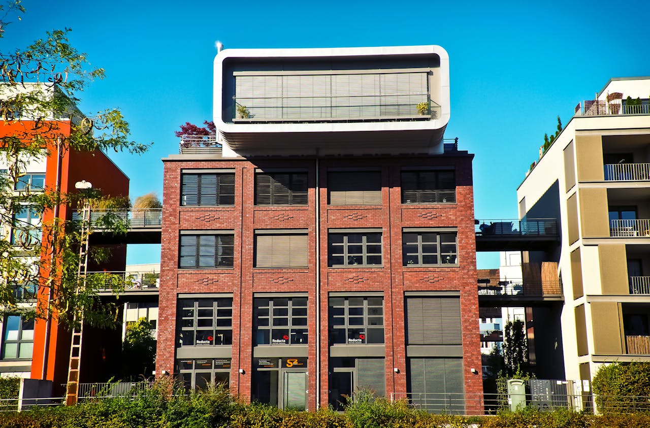 View of a concrete building.